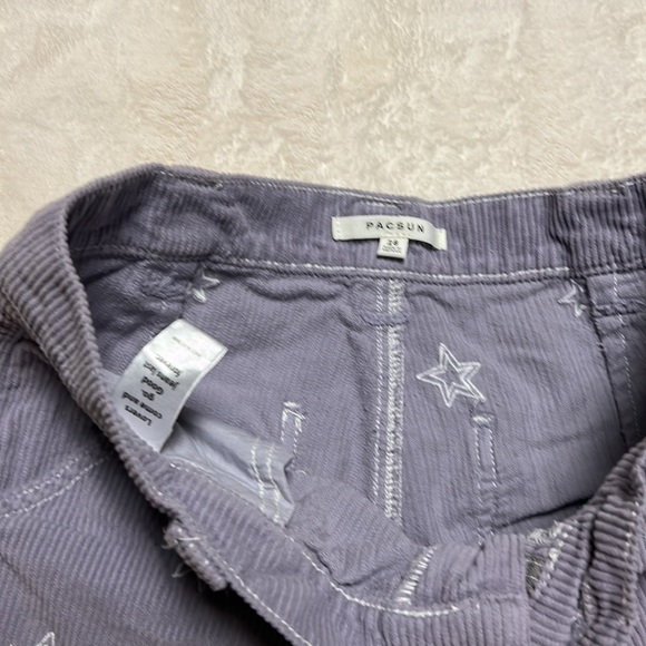 Selling These Pacsun shorts - Picture 3 of 4